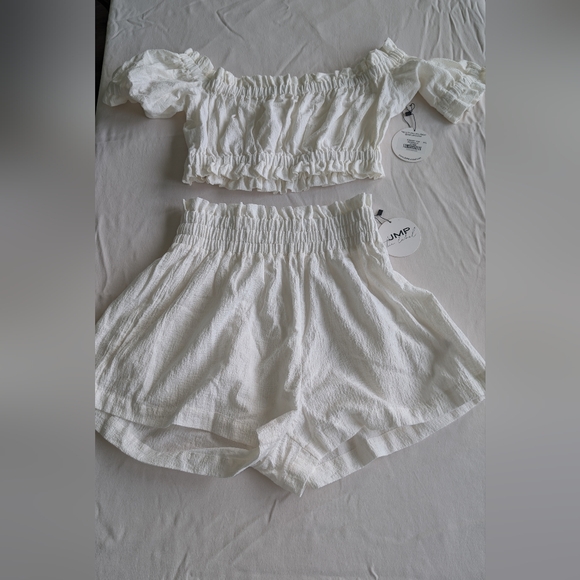 JMP The Label White Crop Top and High Waisted Shorts - Picture 1 of 8